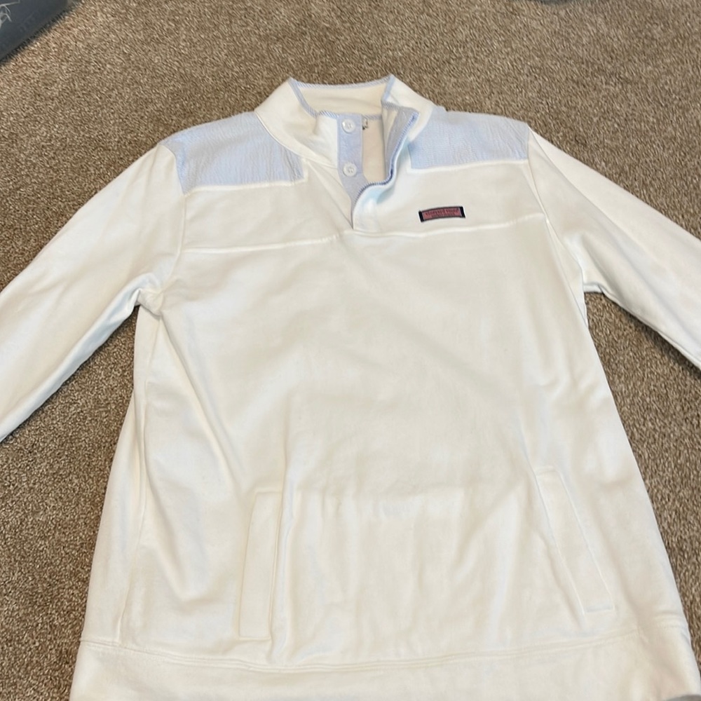 Vineyard Vines sheep shirt size small